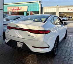 بي واي دي Qin Plus